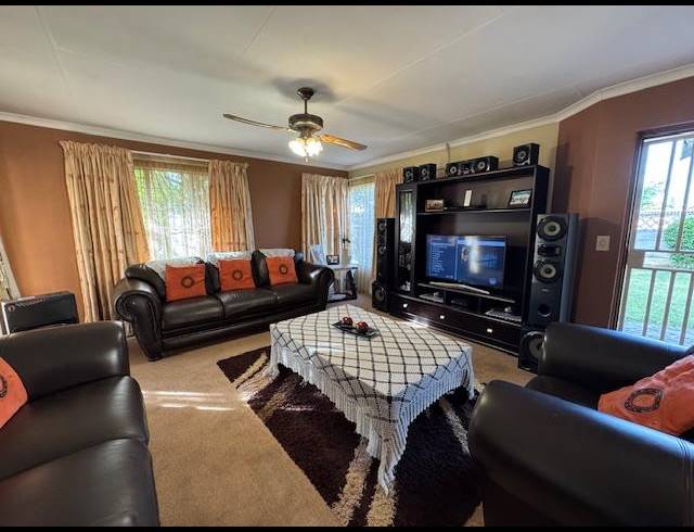3 BEDROOM HOUSE FOR SALE IN TERENURE